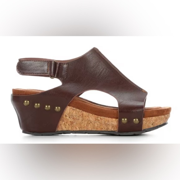 Shoes - Elegant Brown Leather Wedge Sandals